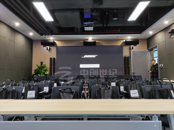 Bose新品發(fā)布會深圳分會場-中創(chuàng)世紀(jì)培訓(xùn)室2