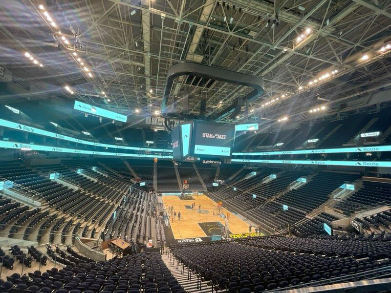 猶他爵士隊主場館計分屏、看臺屏、圍欄屏全景圖